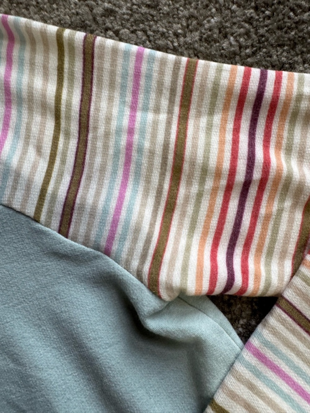 Mystree Mint Raglan Long-Sleeve Top with Striped Sleeves - size small - Picture 4 of 8